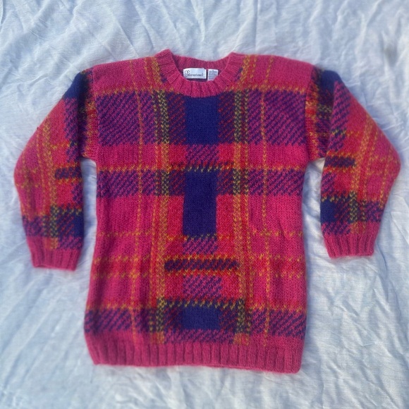 Women’s Vintage Plaid Pink Mohair and Acrylic Sweater, Size S - Picture 1 of 4